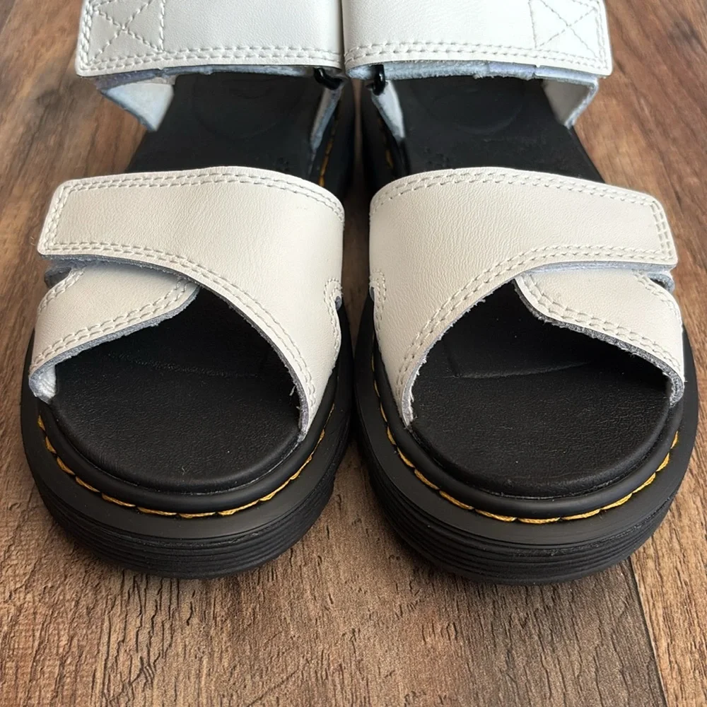 Dr. Martens White Vossie J Sandals *flawed*
